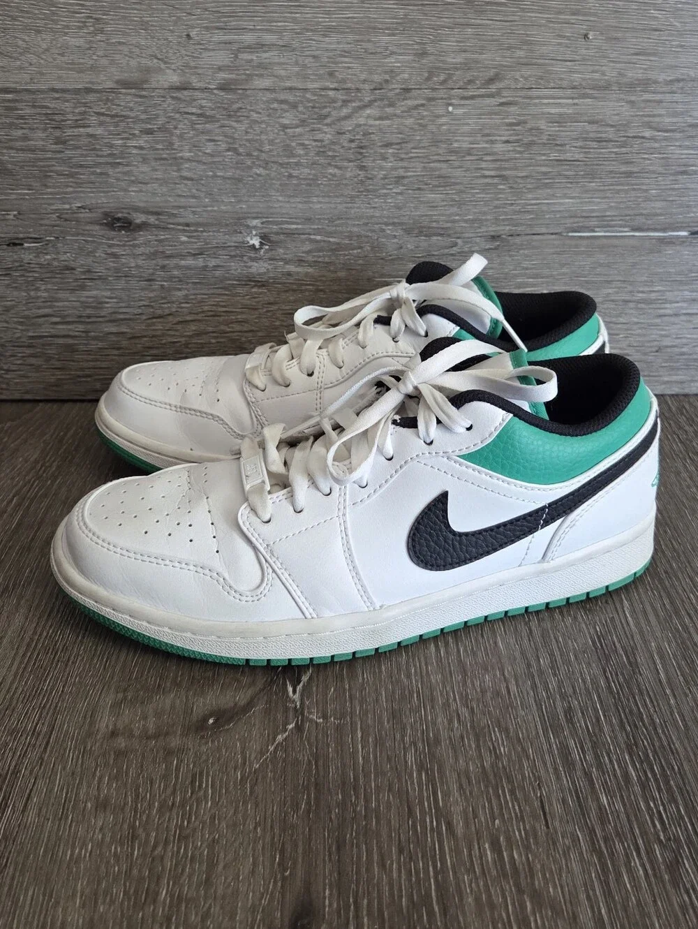 Air Jordan 1 Low Lucky Green White Black 553558-129 Men’s US 8